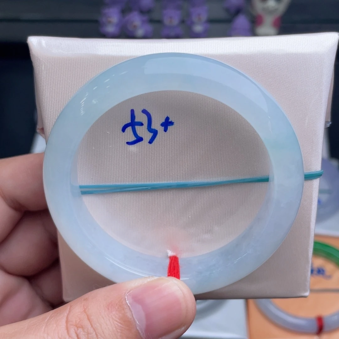 翡翠未镶嵌手镯翡翠手镯