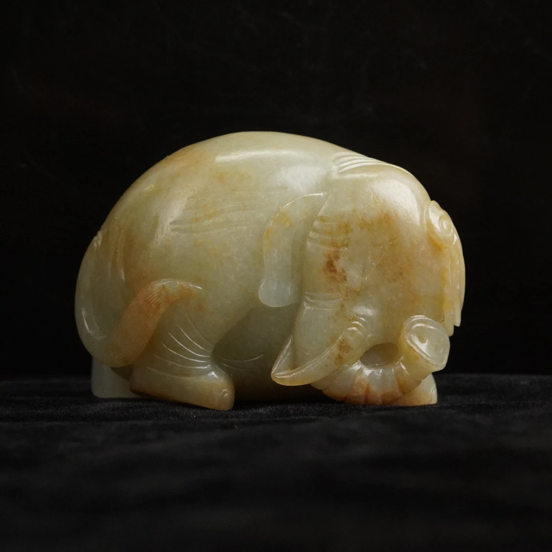 【明】白玉大象摆件（高4.8cm宽6.9cm重209g）