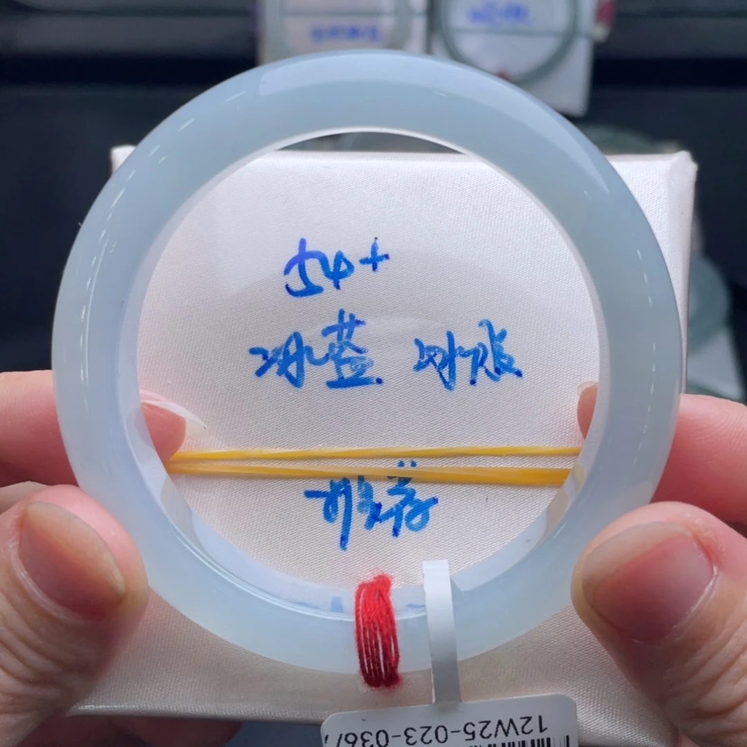 翡翠未镶嵌手镯翡翠手镯41