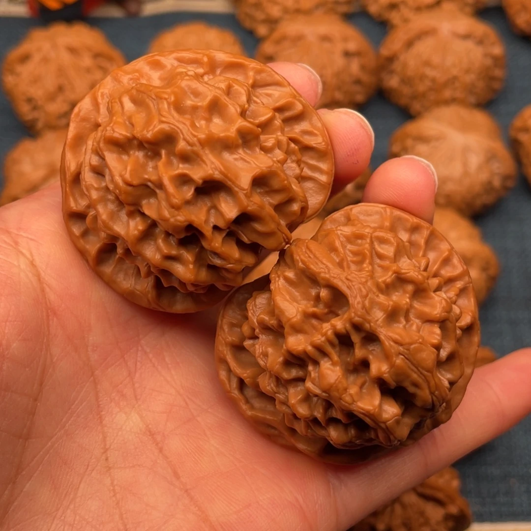 文玩核桃把件45全品毕业龙鳞