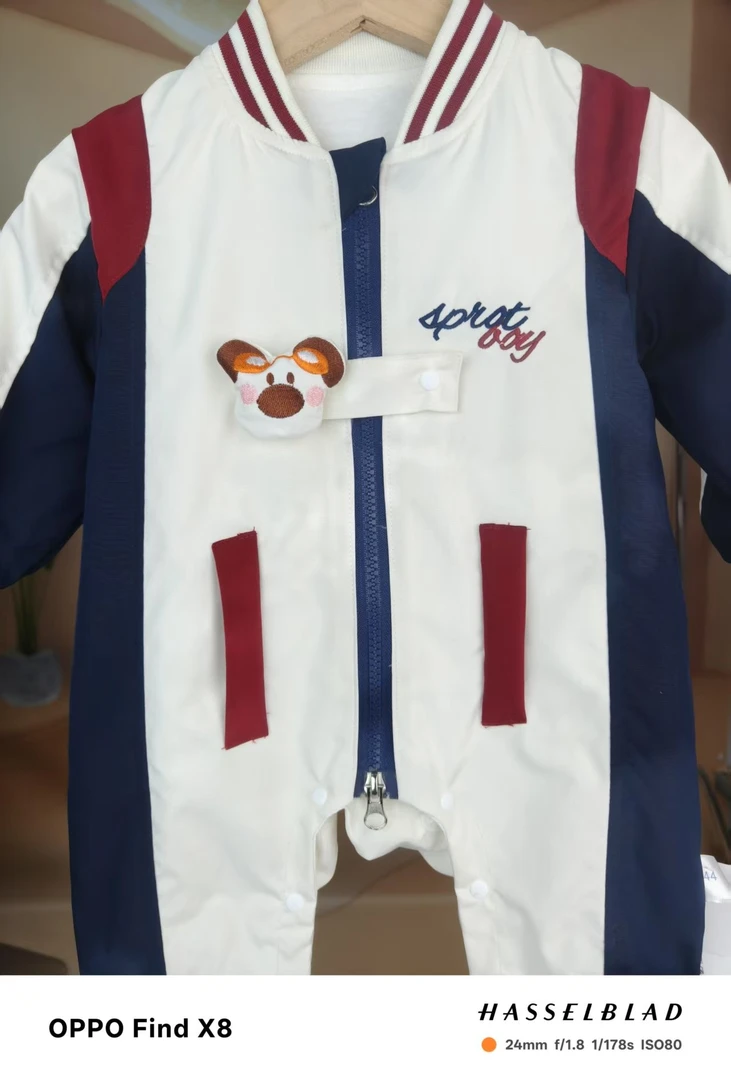 婴儿宝贝春秋爆款超萌帅气连体拼色撞色冲锋衣连体儿童哈衣爬服