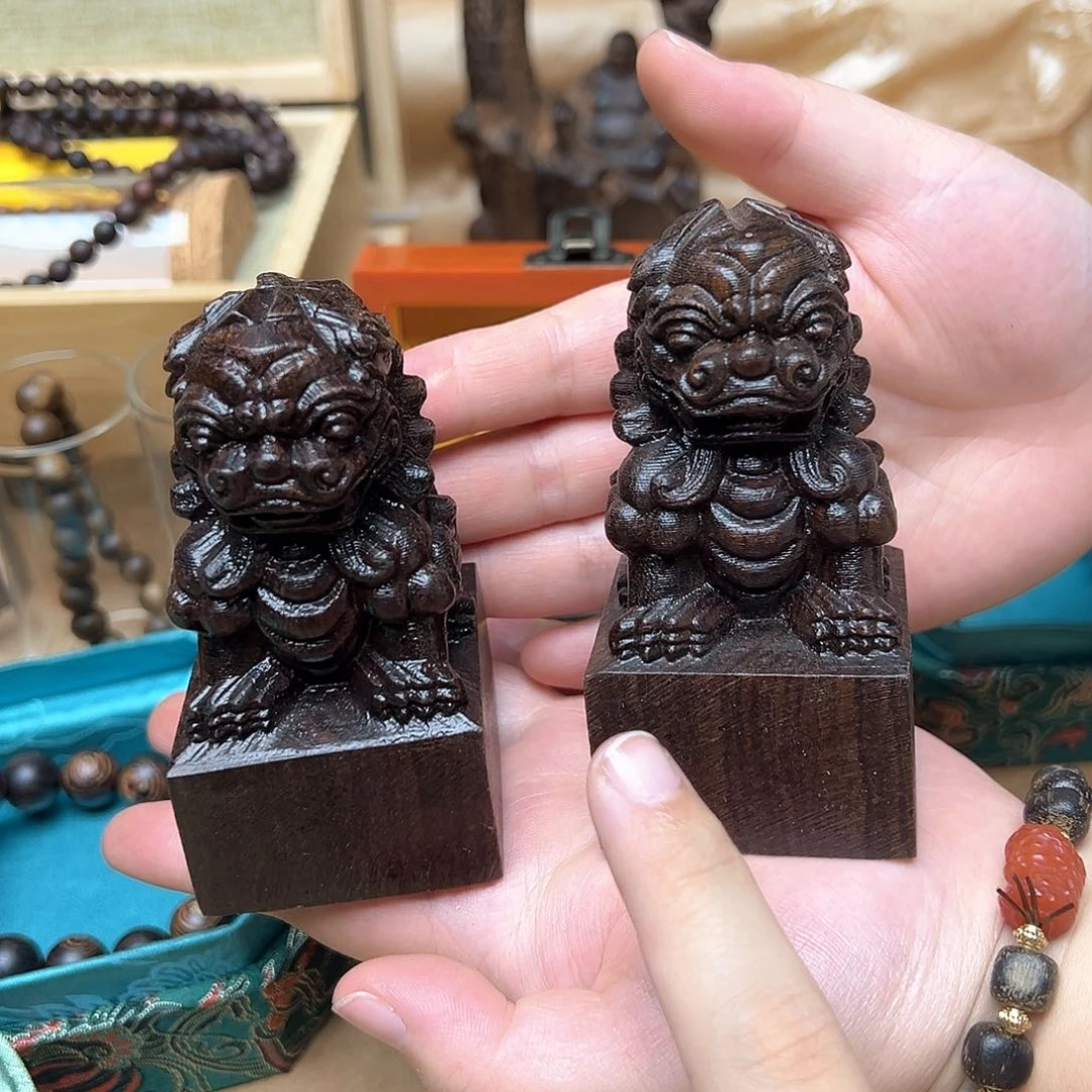 大叶紫檀（黑酸枝木类）