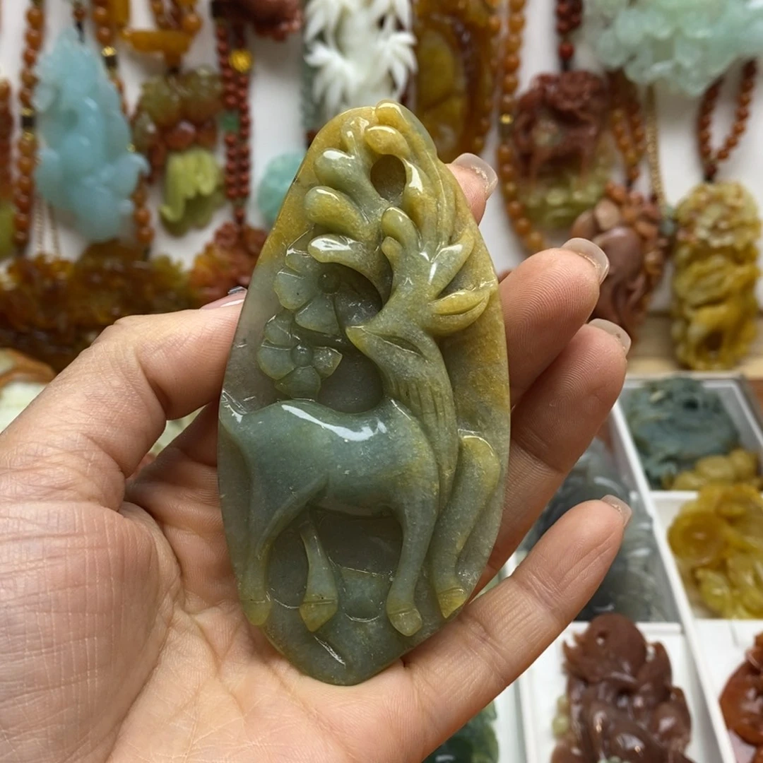 蛇纹石玉未镶嵌颈饰