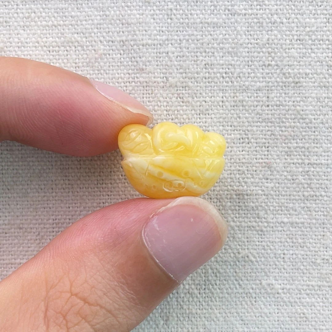 琥珀未镶嵌珠宝奇石小猪面包