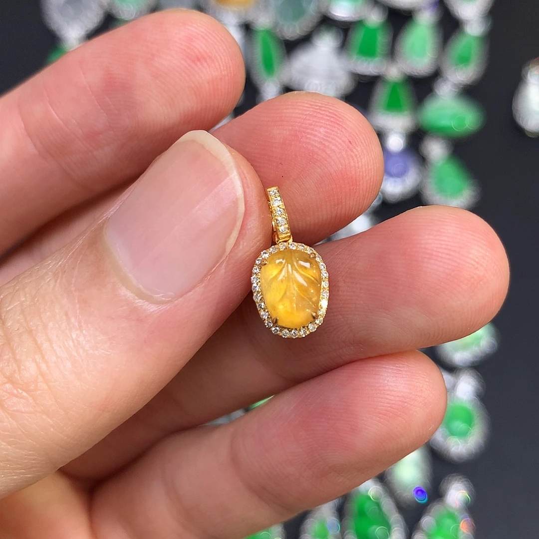 翡翠18K金镶嵌吊坠(不含链)