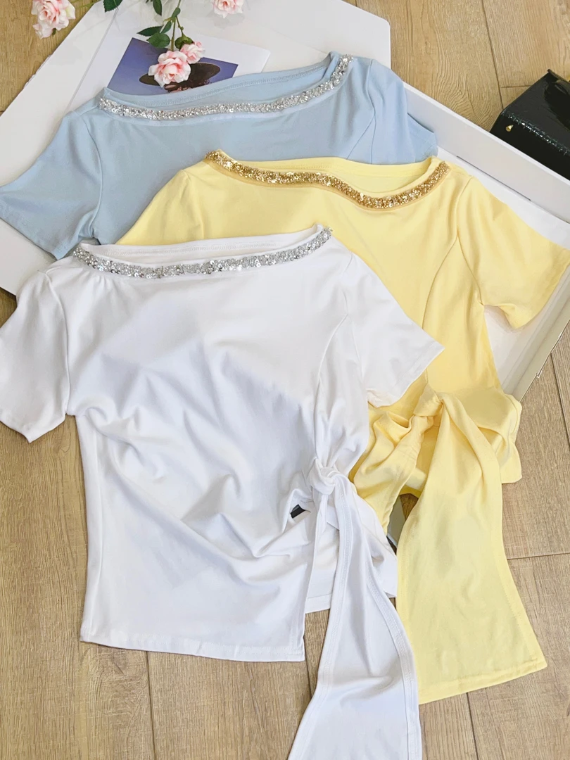 琳心丨春季新款时尚休闲简约领口亮片显瘦开叉系带蝴蝶T恤 AL3629