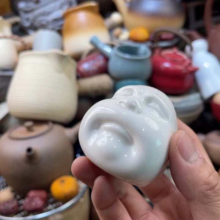 摆件陶他也不会在那里说一