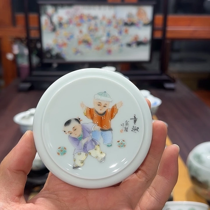 钙质景德镇陶瓷艺术品