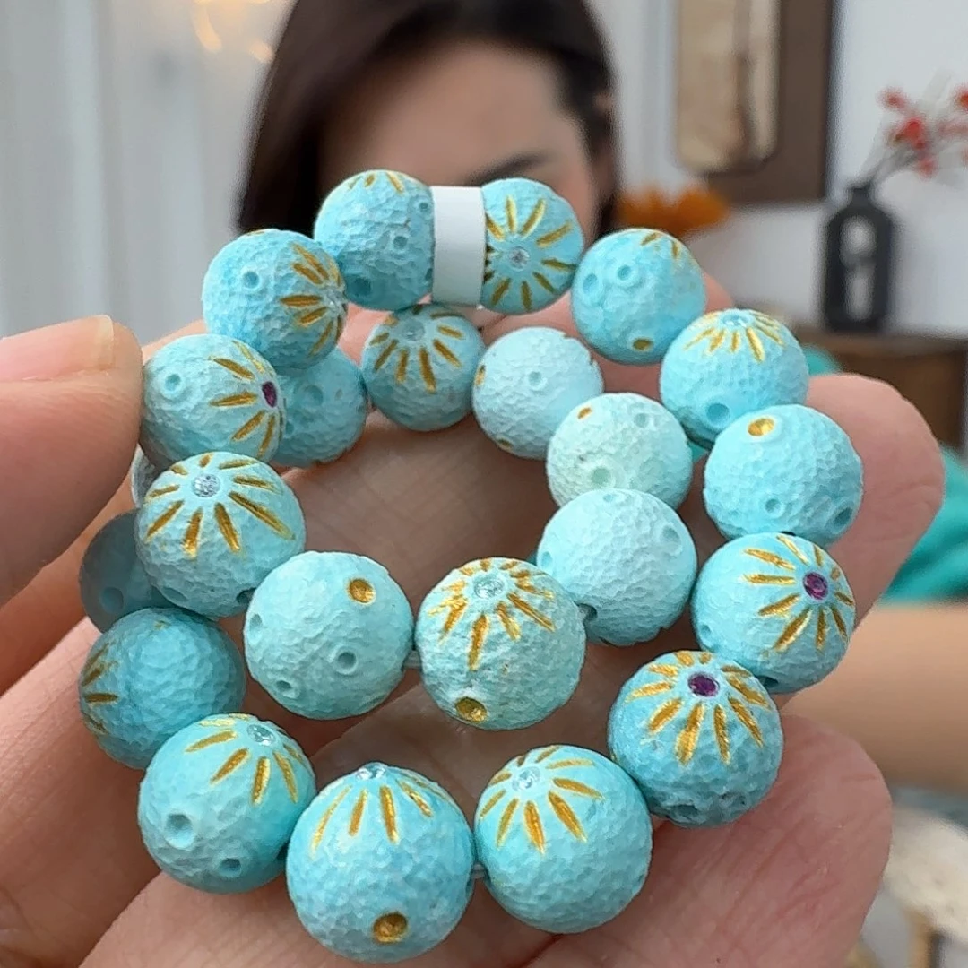 绿松石未镶嵌挂件