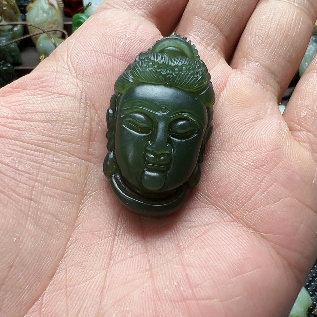 和田玉未镶嵌吊坠(赠链)