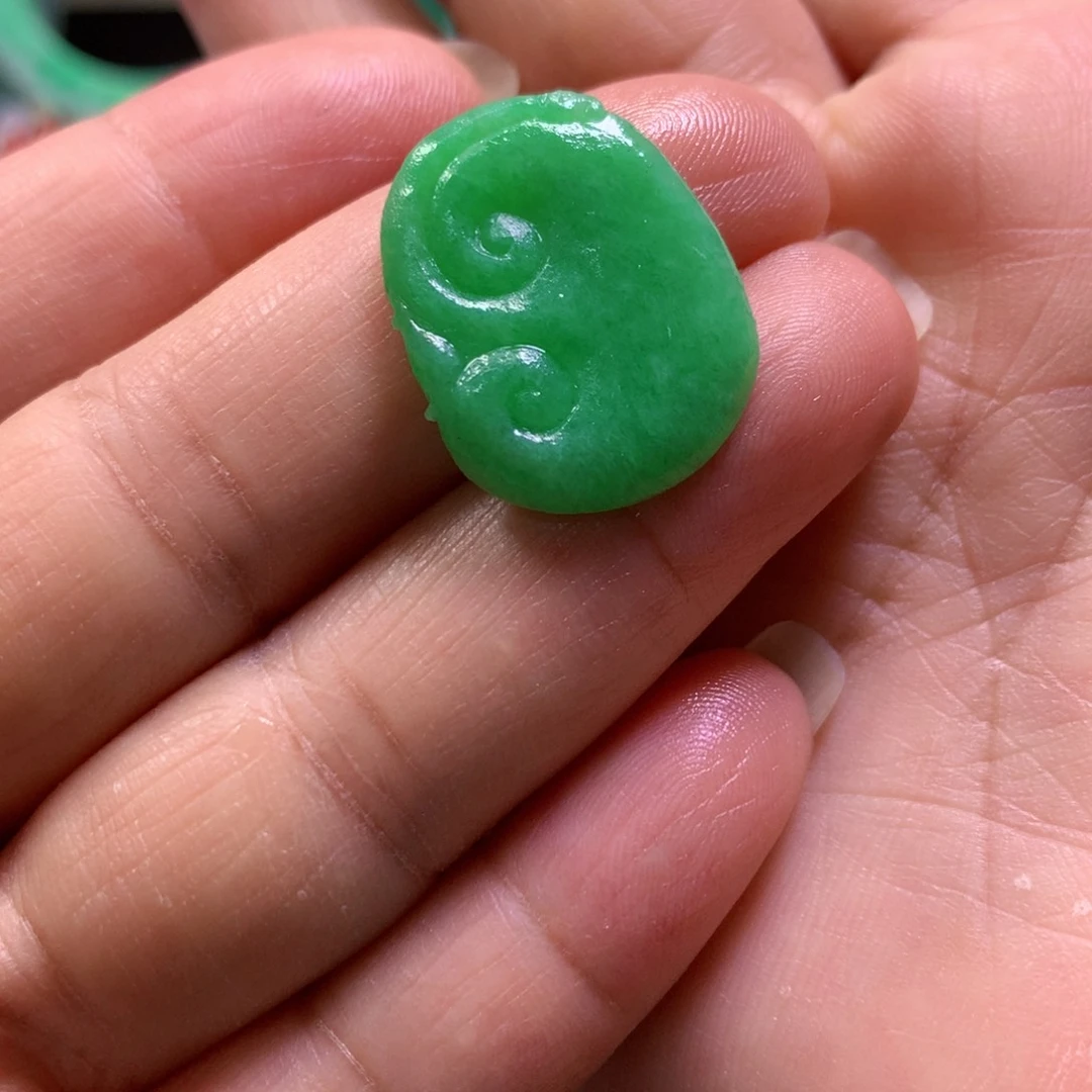 未镶嵌定制翡翠翡翠