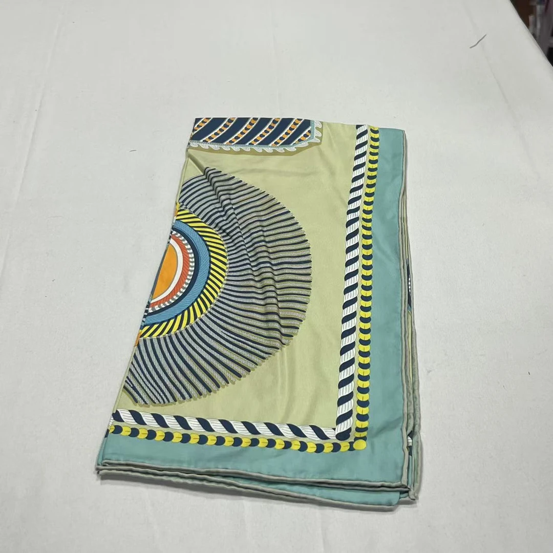 90斜纹绸方巾-天蓝蘑菇 18姆双面85cm丝巾 016