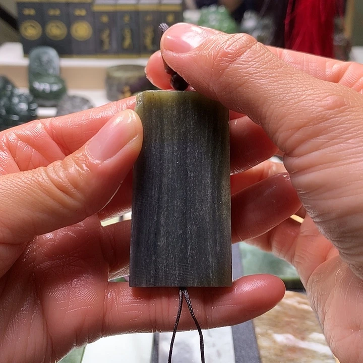 和田玉未镶嵌珠宝半成品