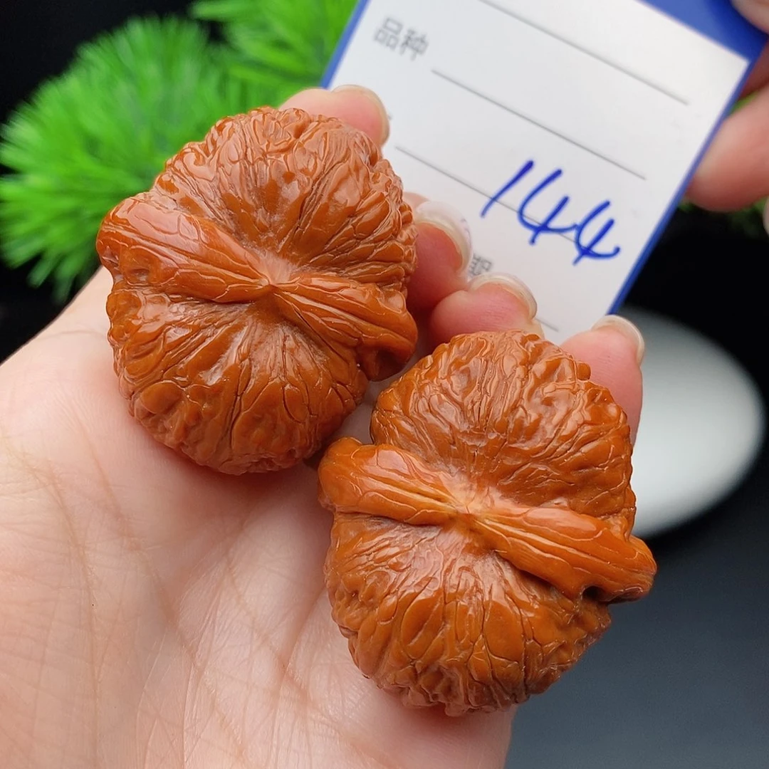 文玩核桃把件42元宝144