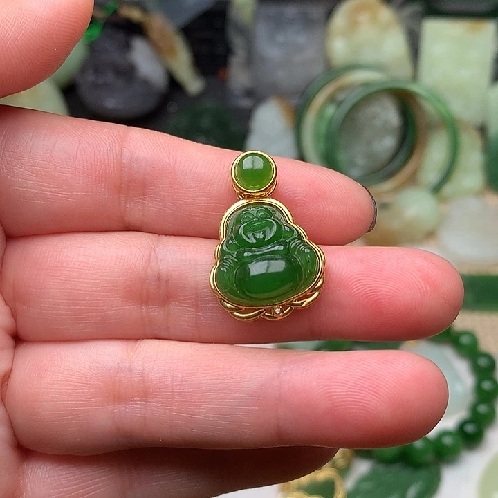 和田玉颈饰未镶嵌梅*木