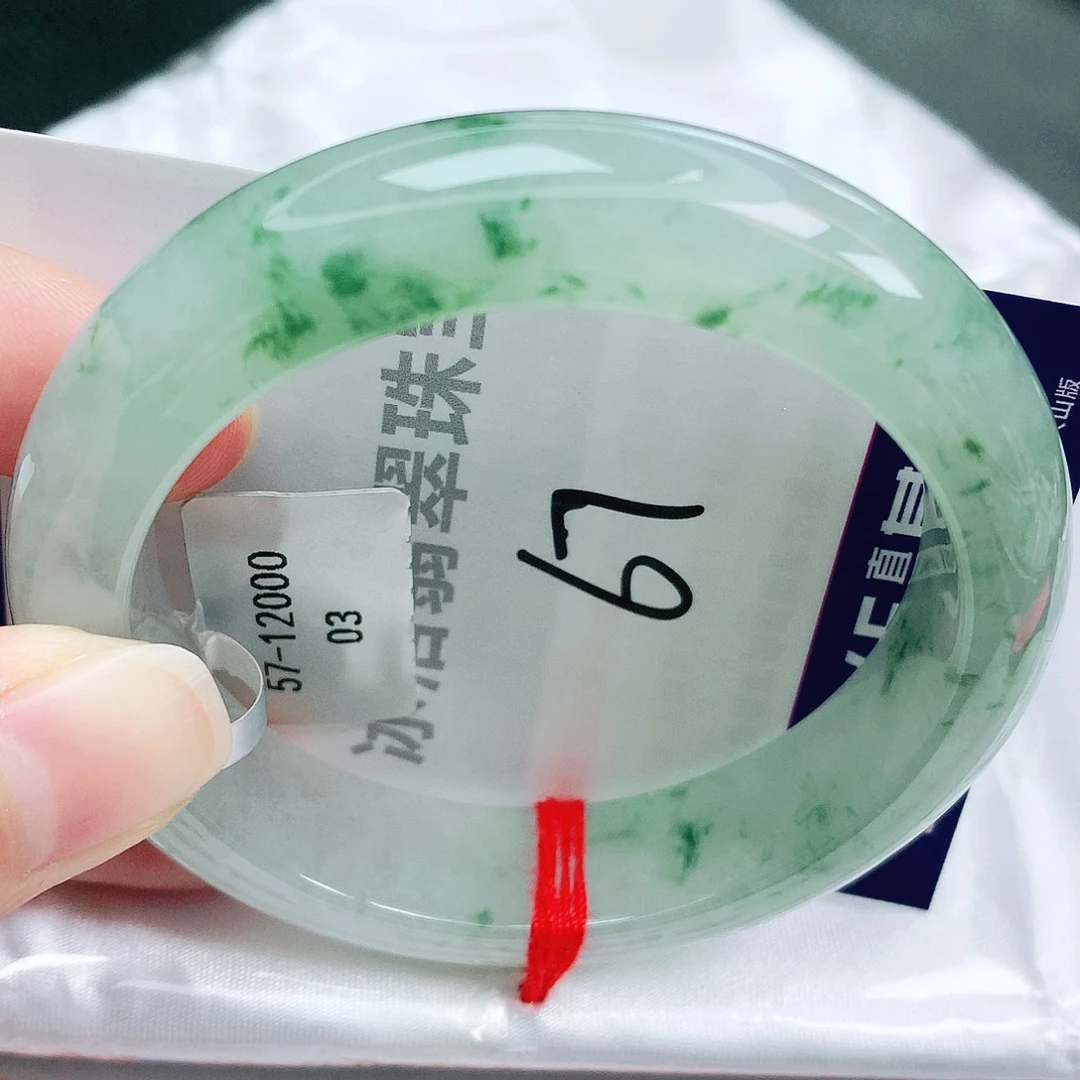 翡翠未镶嵌手镯缅甸天然A货翡翠手镯