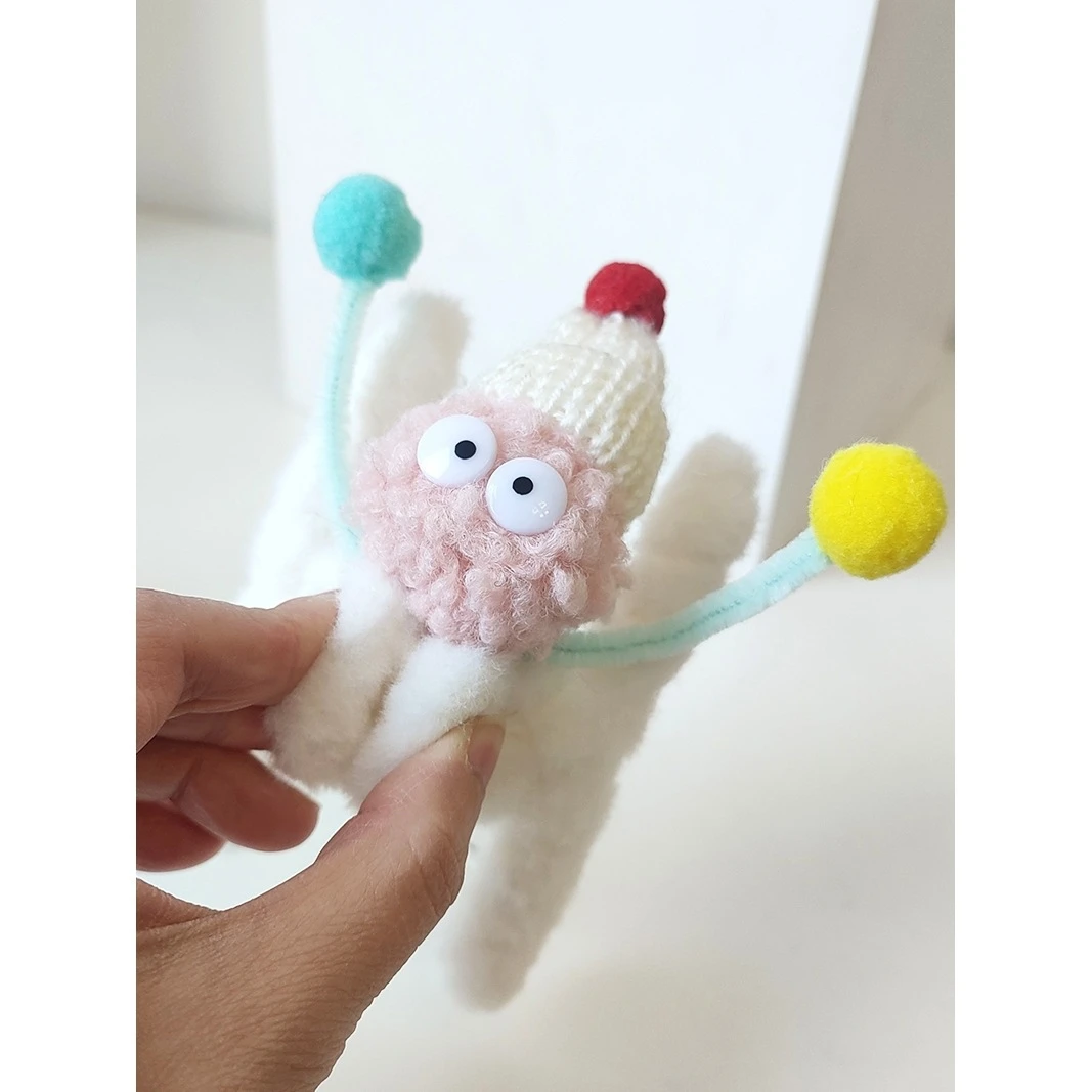PLUMO皮洛姆萌可爱毛绒抓夹头发发夹鲨鱼夹发抓头饰 欢乐小跟班夹