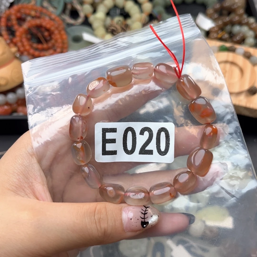 未镶嵌南红玛瑙珠宝奇石
