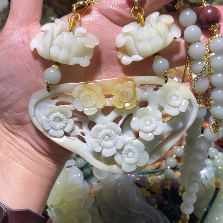 岫玉岫玉吊坠未镶嵌