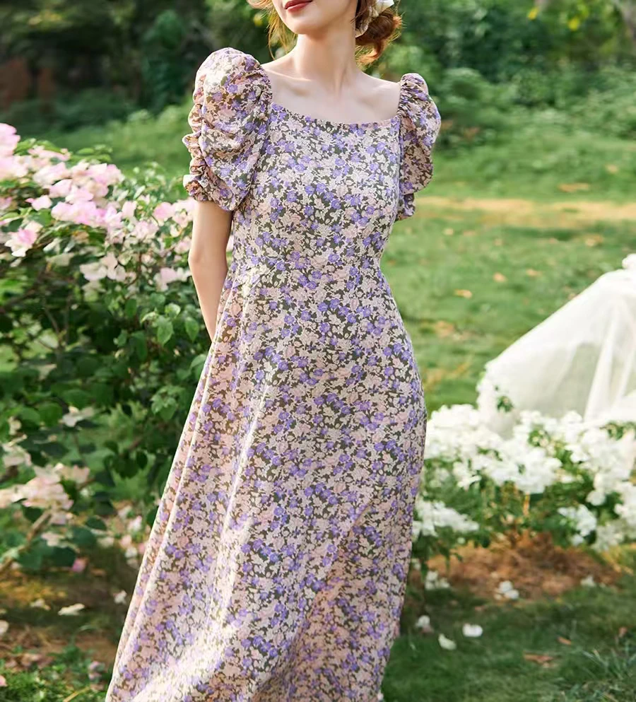 25108夏季清新小碎花长款连衣裙 方领 显瘦减龄