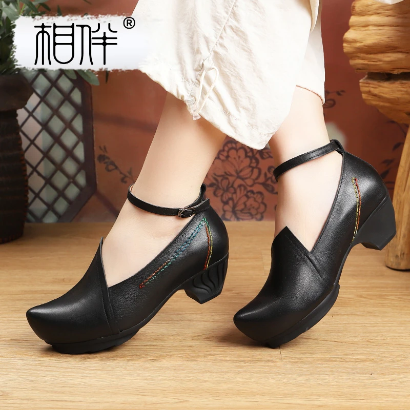 相伴复古真皮手工女士单鞋国风中老年民族风刺绣妈妈高跟鞋53248