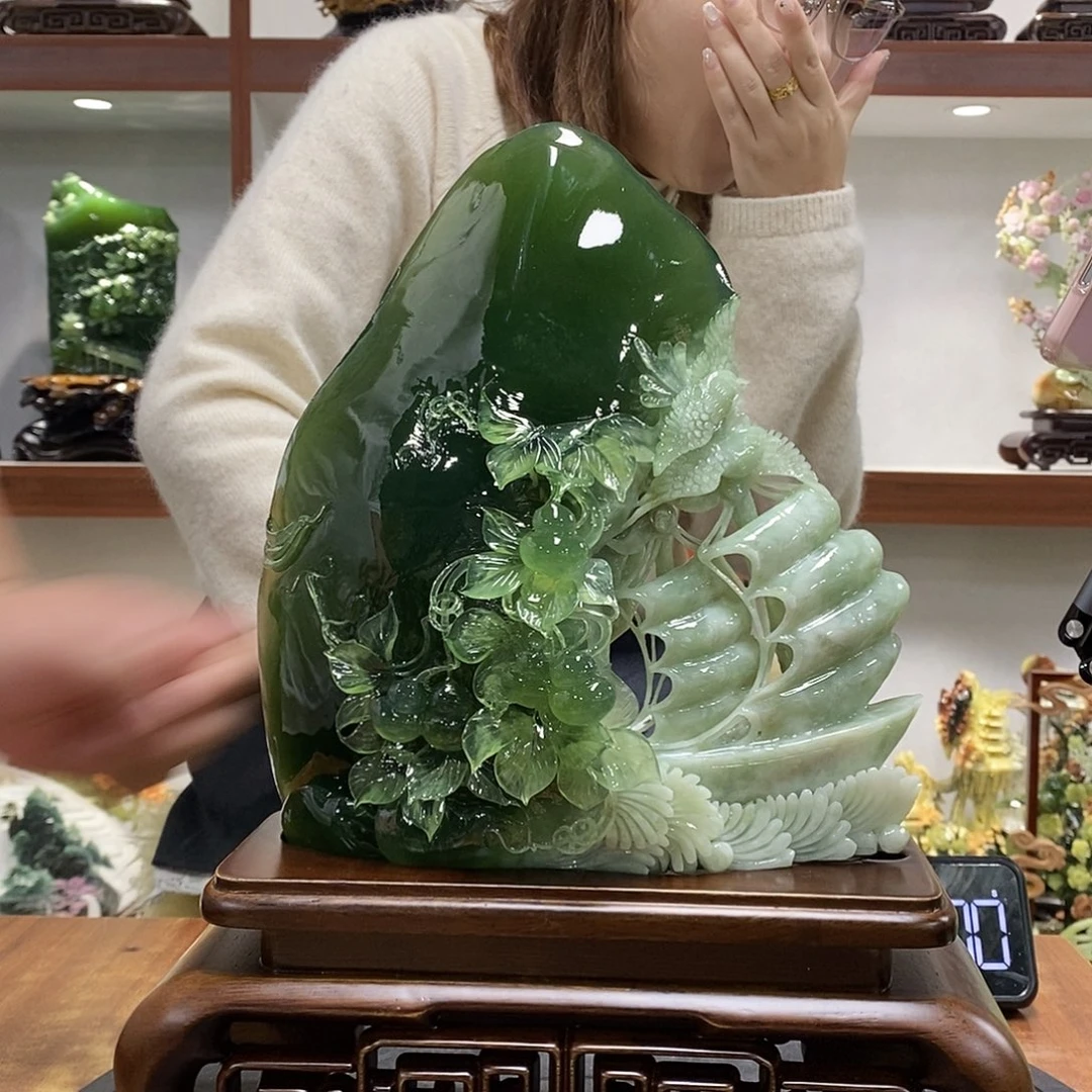 用***s玉山水摆件 玄关摆件
