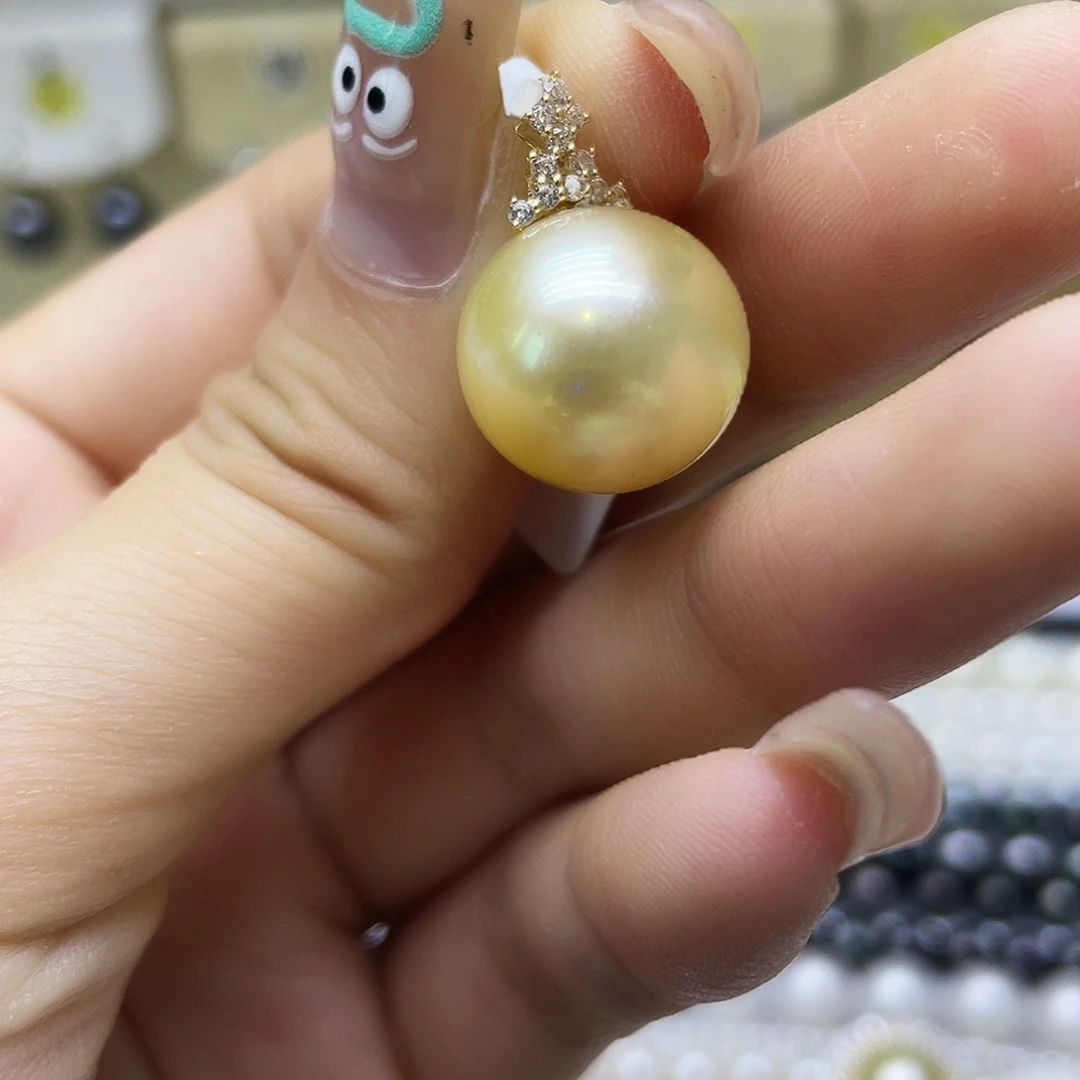 海水珍珠18K金镶嵌颈饰