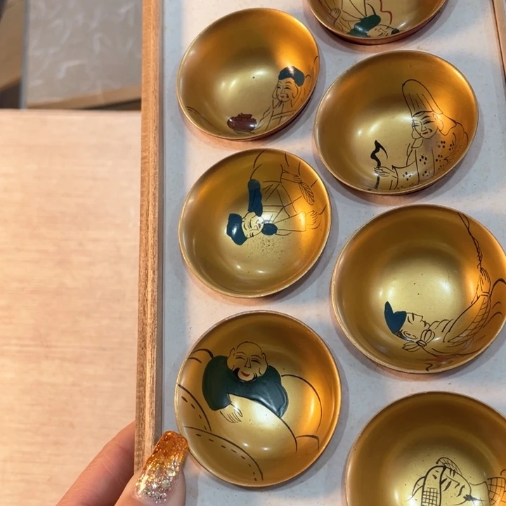 詹****邦新亿阁祝愿大家平安健康幸福