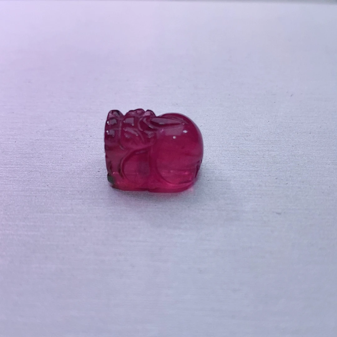 碧玺貔貅未镶嵌碧玺貔貅