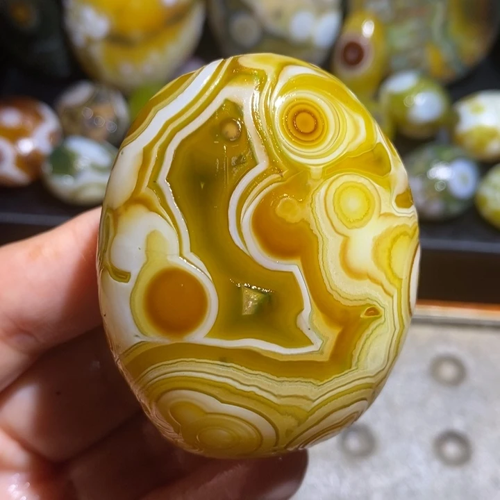未镶嵌玛瑙/玉髓珠宝半成品130