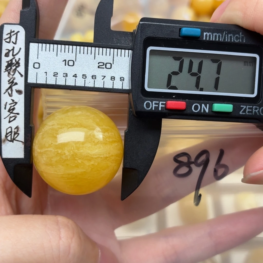 夸***夸蜜蜡未镶嵌裸石蜜蜡