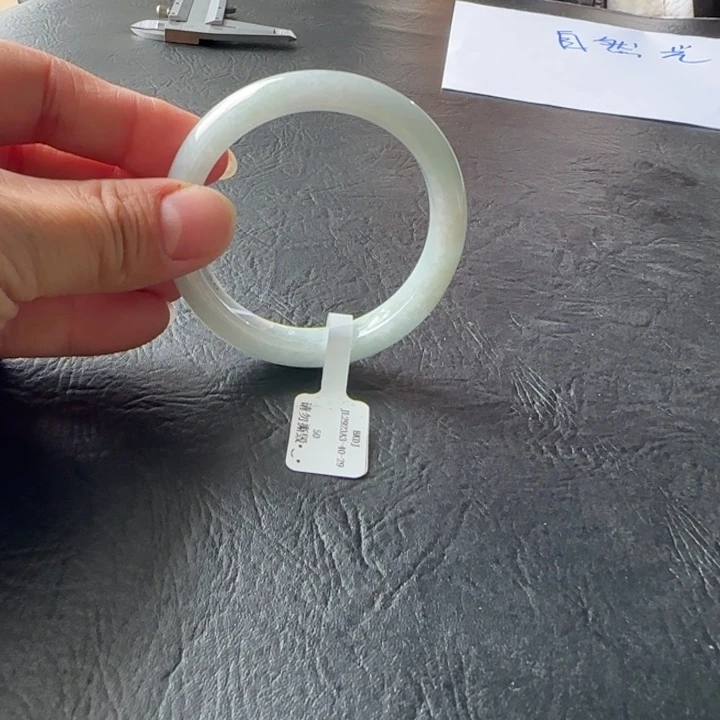 翡翠未镶嵌手镯天然缅甸A货翡翠手镯