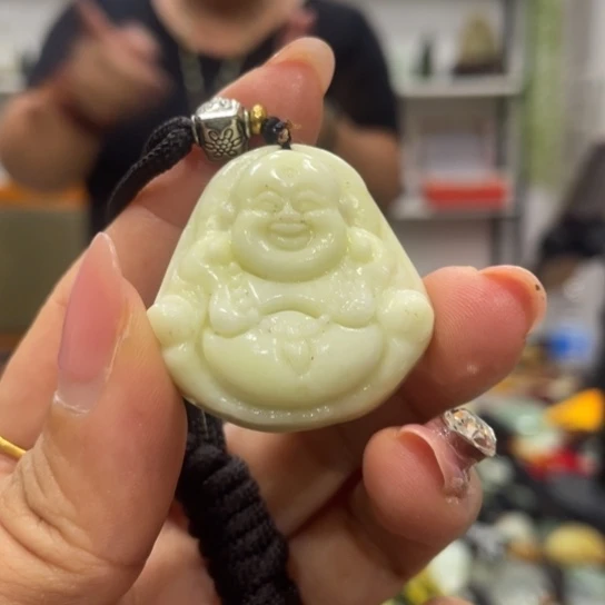 岫玉未镶嵌吊坠吊坠