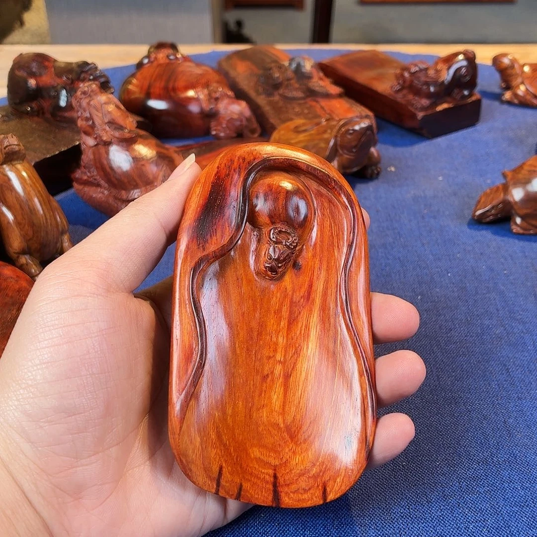 用***8紫檀木类端景台收藏