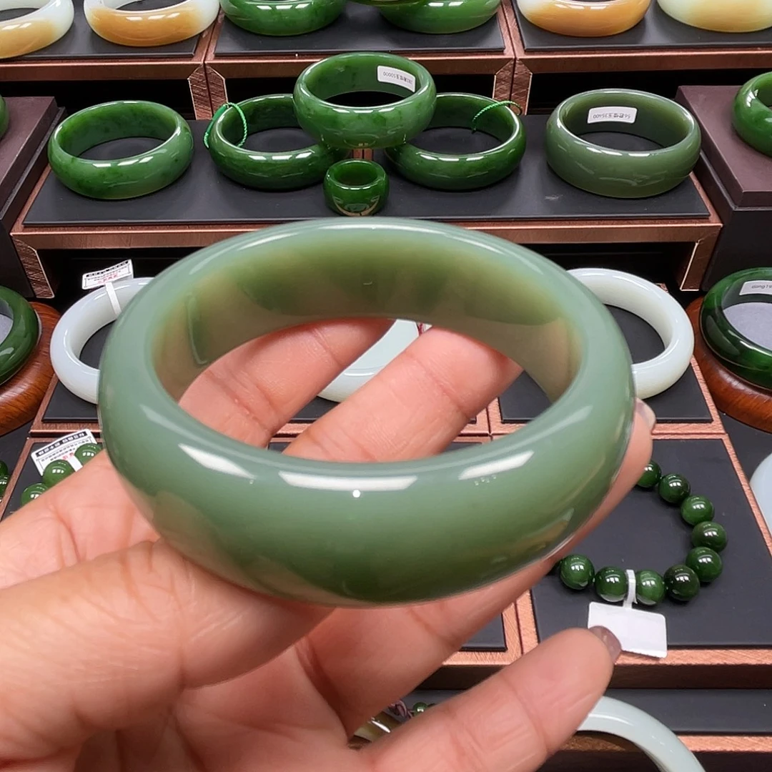 和田玉未镶嵌手镯5758