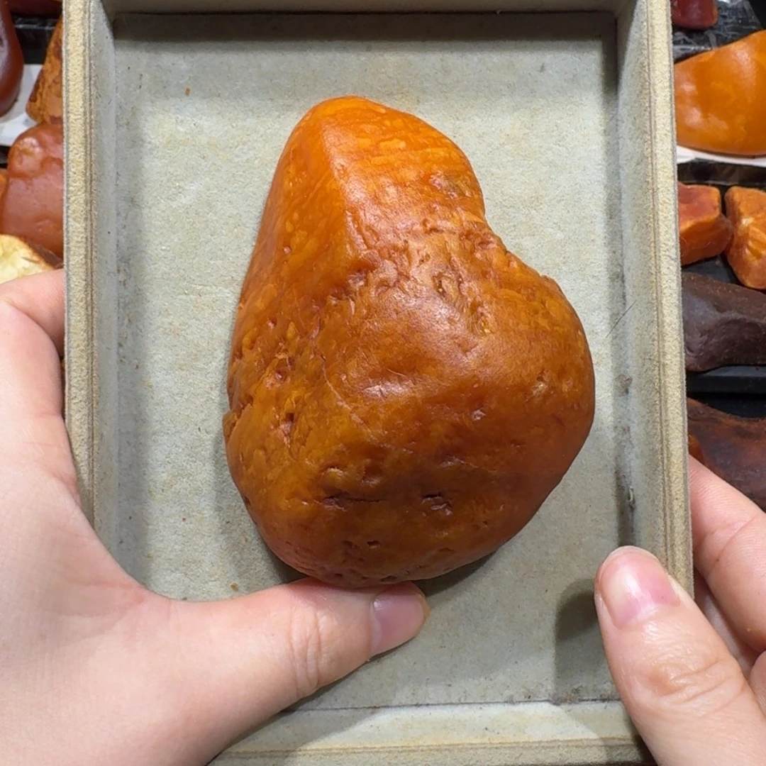 未镶嵌定制琥珀一**亿定制