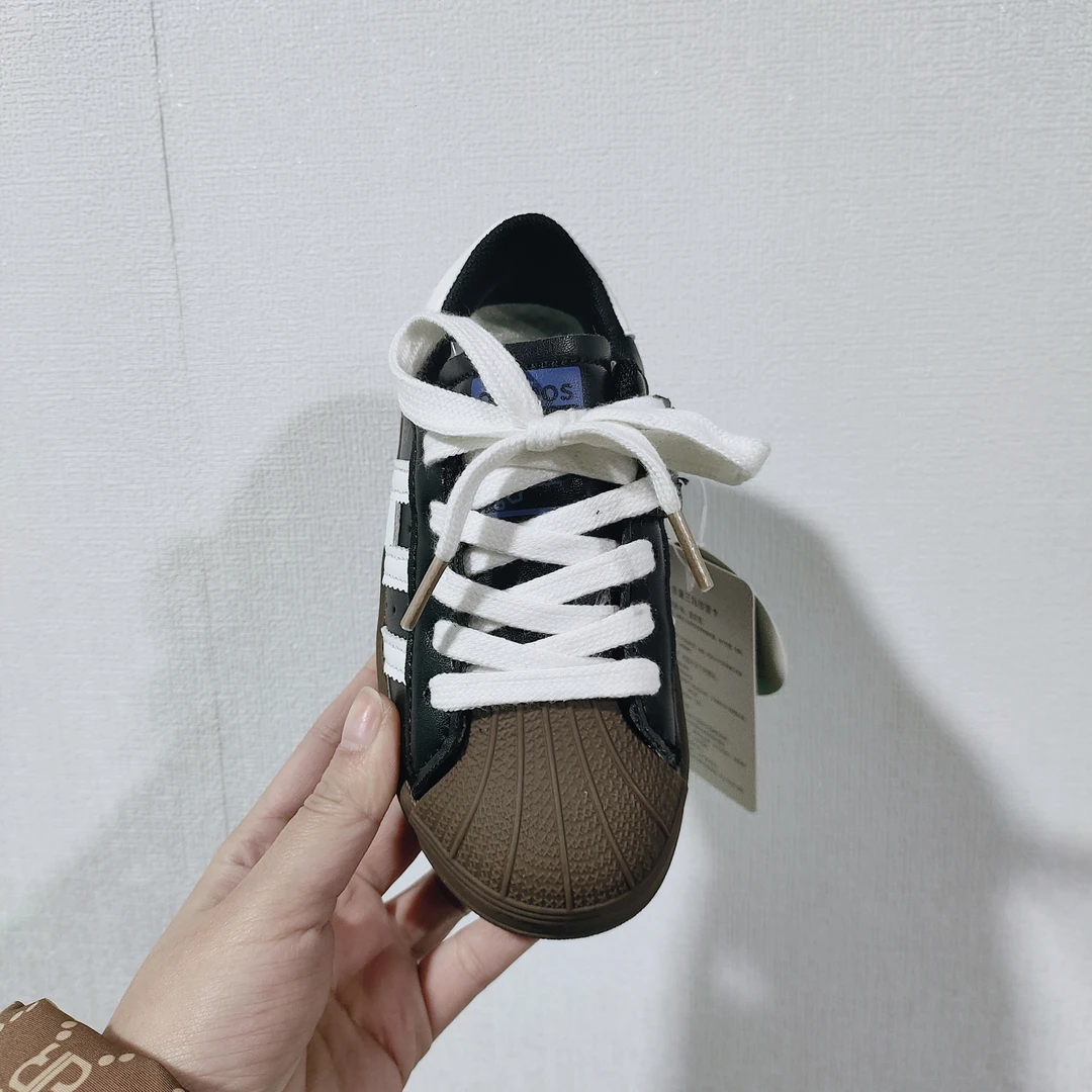 26-37春秋皮面轻便防滑休闲鞋6603