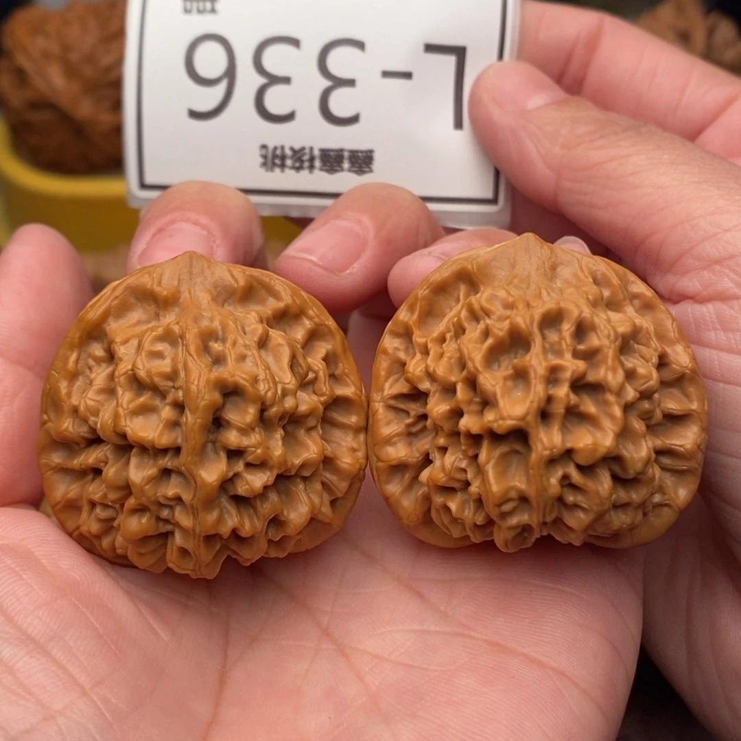 把件文玩核桃秦闷39….