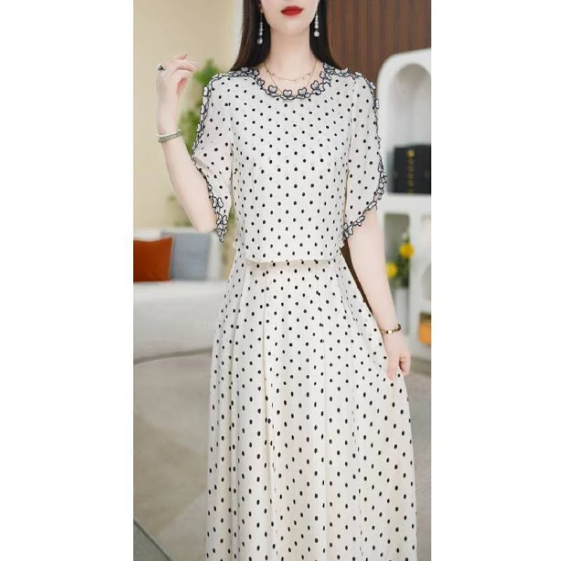 新款气质圆领减龄修身中长款连衣裙M-4XL