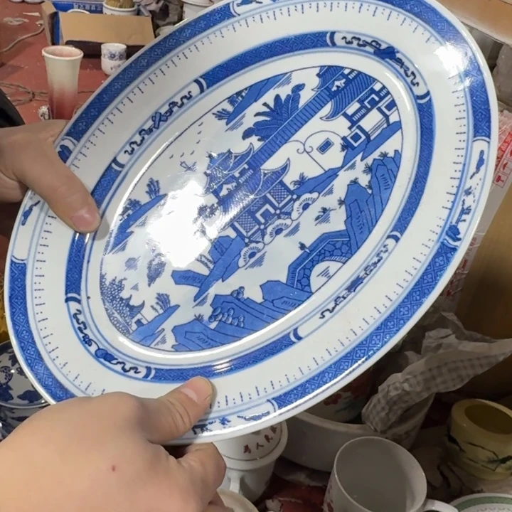 景德镇的陶瓷瓷器