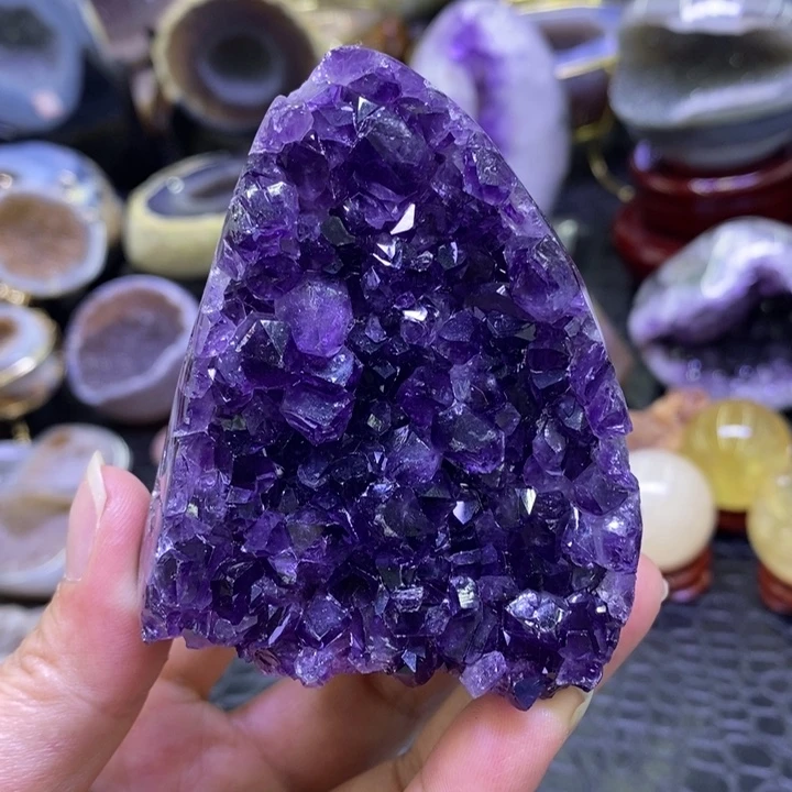 紫晶簇未镶嵌水晶