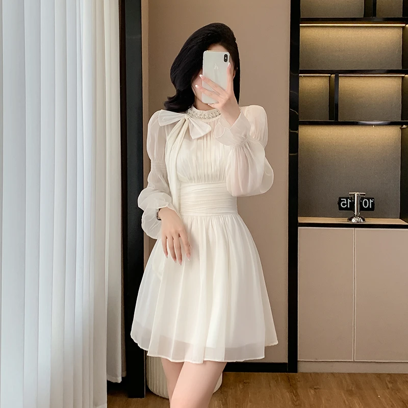 实拍别致高级感长袖雪纺连衣裙子女收腰气质设计感小个子短裙秋季
