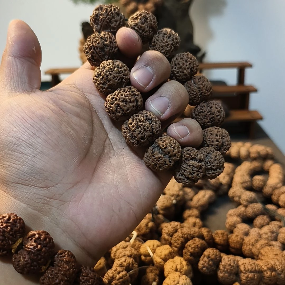 金刚菩提手串24顶奢蜂窝梅花定制