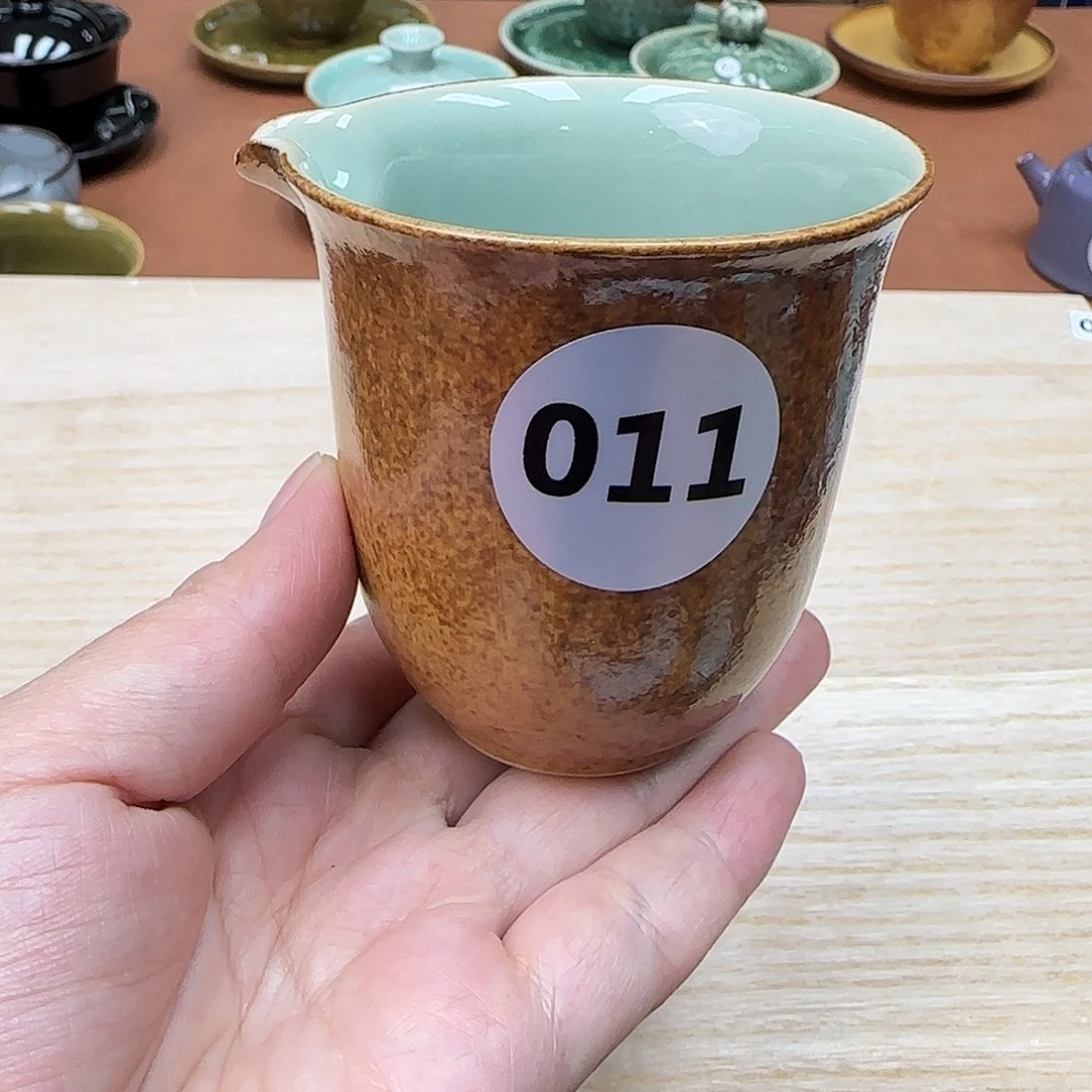 龙泉敬悦青瓷品茗杯微瑕