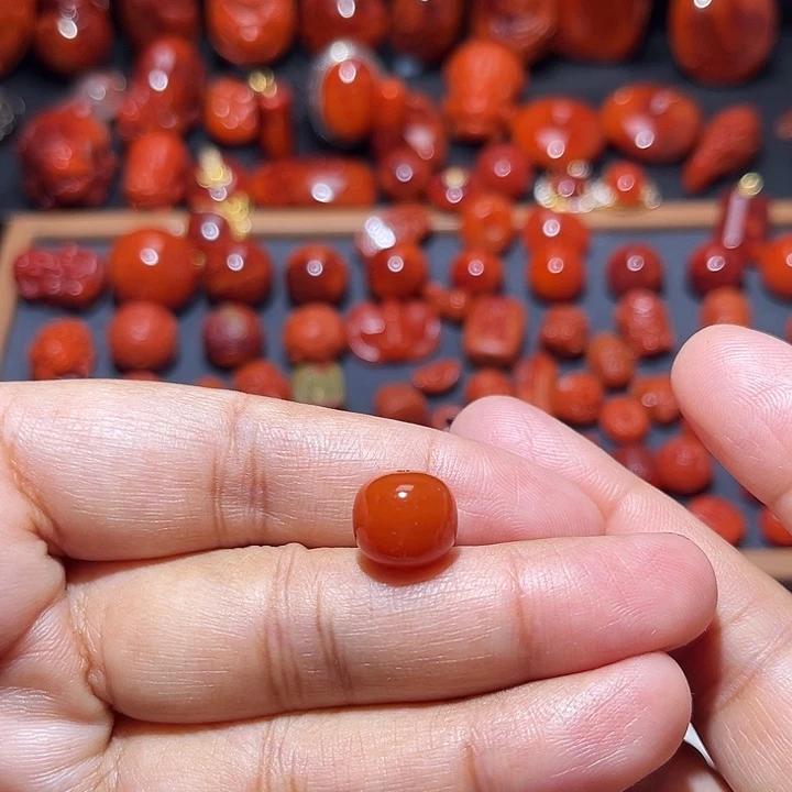 南红玛瑙未镶嵌配饰柿子红老型11mm