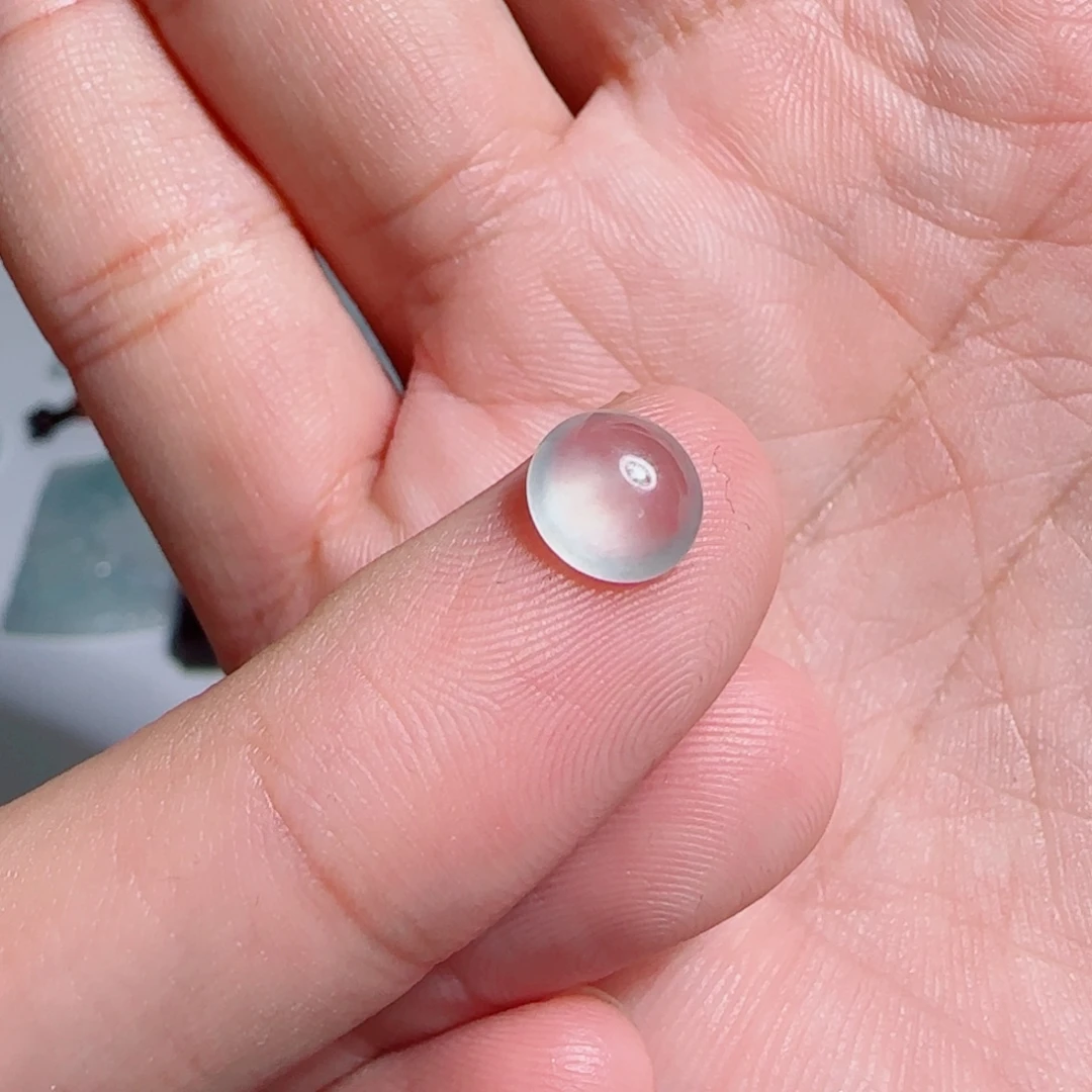 翡翠未镶嵌颈饰蛋面