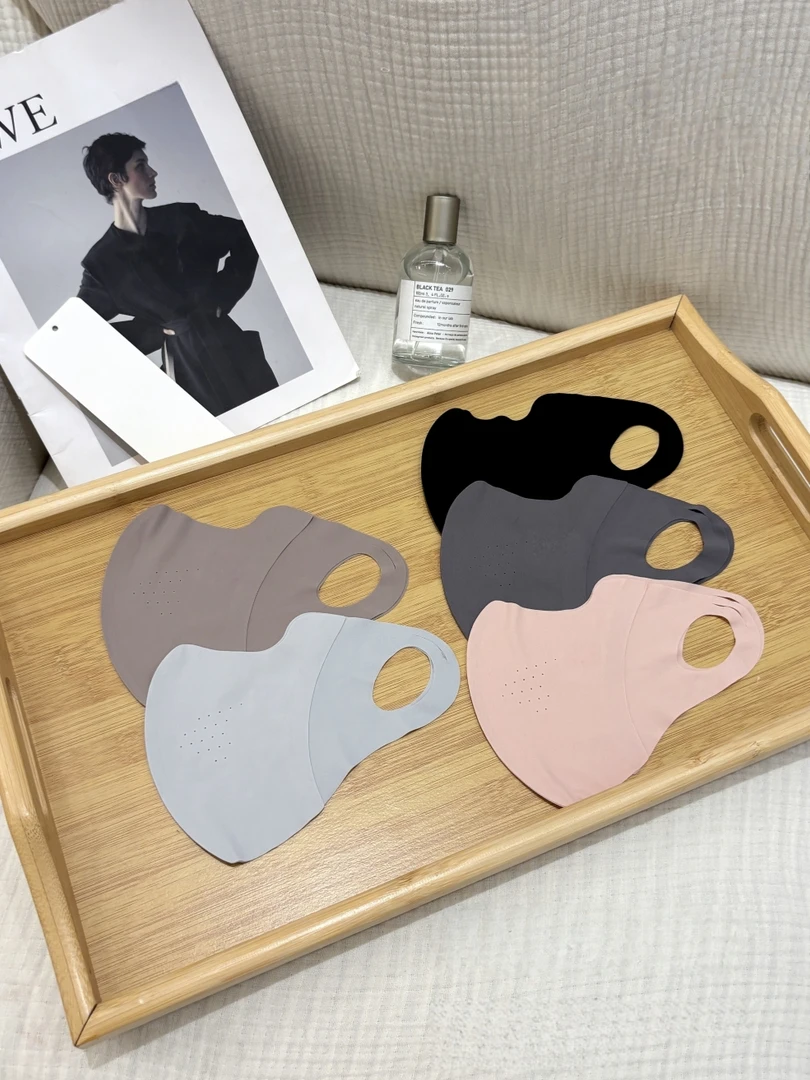 Manmi  无痕轻薄口罩  628