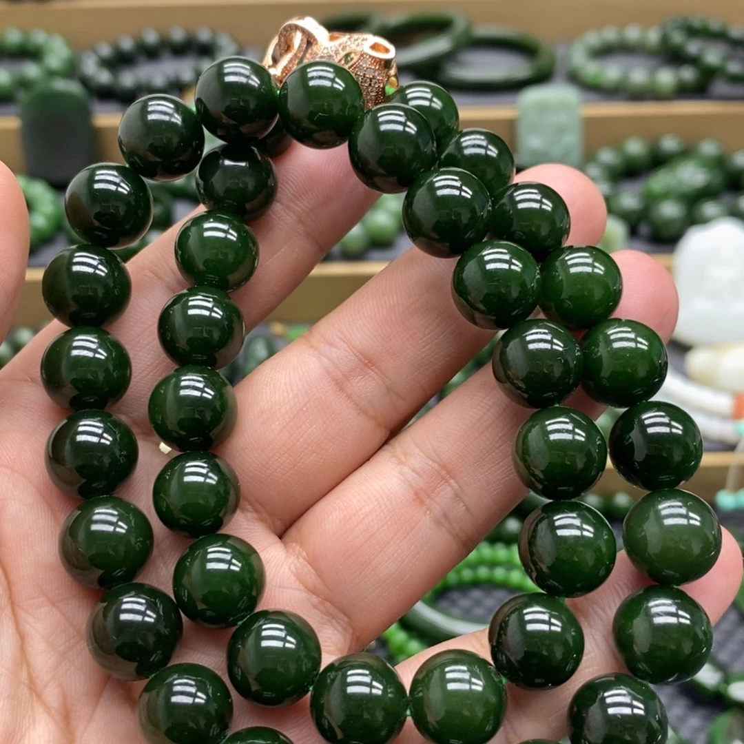 和田玉（碧玉）未镶嵌颈饰