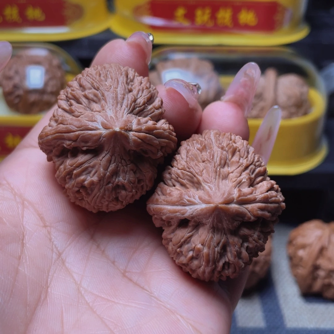 ****哼文玩核桃吊坠36大蒜头文玩