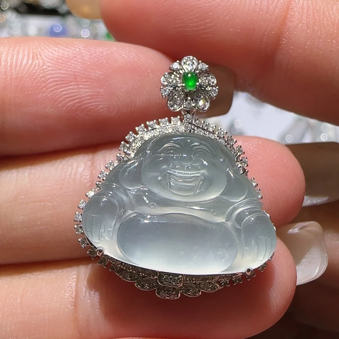 【闪购商品】颈饰18K金镶嵌翡翠天然